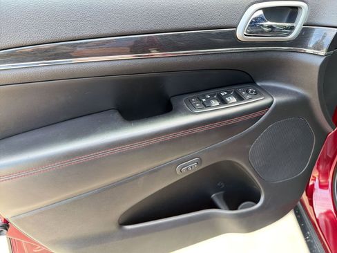 Used 2018 Jeep Grand Cherokee Trailhawk w/ Trailhawk Luxury Group image 13