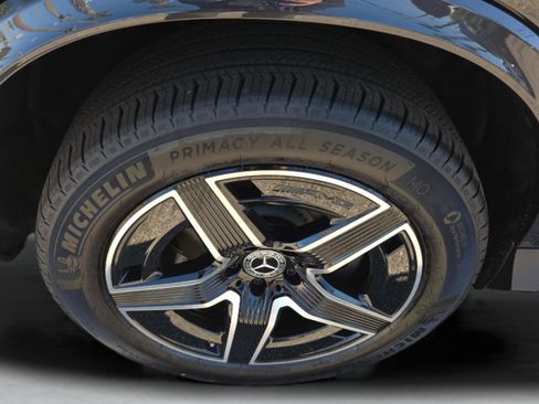 New 2026 Mercedes-Benz GLC 300 image 14
