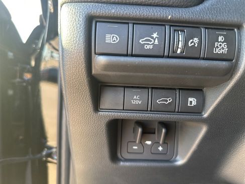 Used 2025 Toyota Land Cruiser image 6