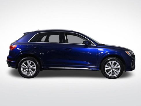 Used 2025 Audi Q3 2.0T Premium w/ Convenience Package image 6
