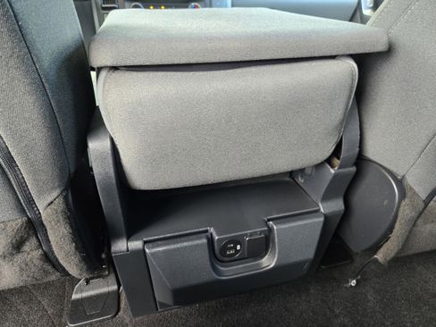 Used 2023 Ford F150 XLT image 11