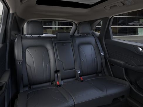 New 2025 Ford Escape SE w/ PHEV Premium Package FWD image 11
