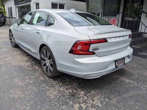 Used 2025 Volvo S90 B6 Plus AWD/4WD image 3