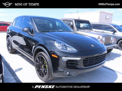 Used 2016 Porsche Cayenne S AWD/4WD image 1