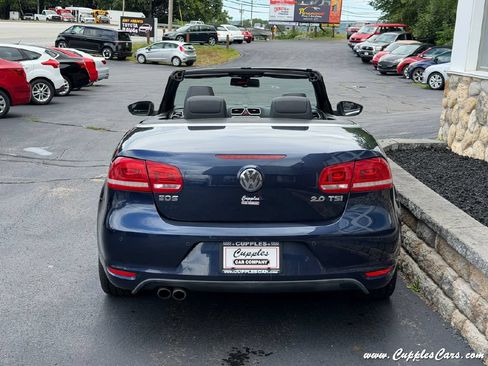 Used 2012 Volkswagen Eos Lux FWD image 7