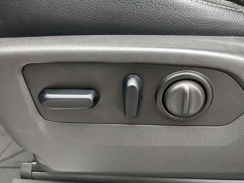 Used 2021 Chevrolet Silverado 3500 LT w/ Convenience Package image 28