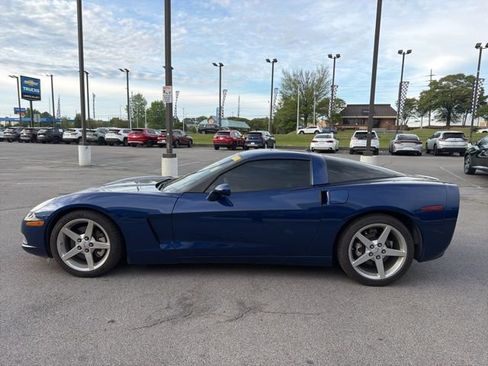 Used 2005 Chevrolet Corvette Coupe w/ Preferred Equipment Group image 7