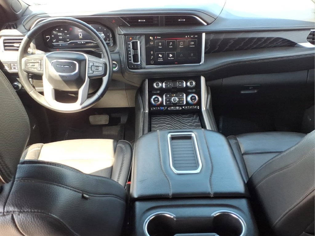 Used 2023 GMC Yukon Denali RWD image 16