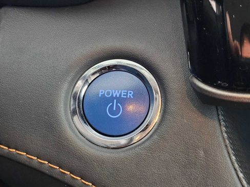 Used 2022 Toyota Highlander Bronze Edition image 31