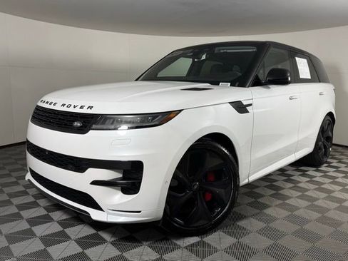 Used 2024 Land Rover Range Rover Sport Dynamic SE image 1