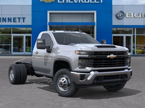 New 2026 Chevrolet Silverado 3500 W/T image 7