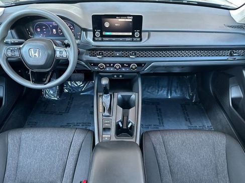 Used 2024 Honda Accord EX image 10