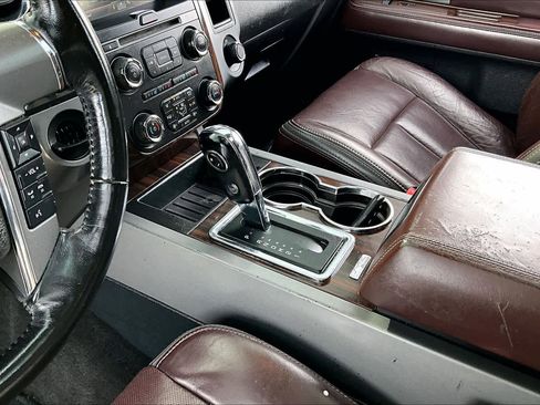 Used 2015 Ford Expedition Platinum image 17