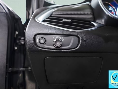 Used 2019 Chevrolet Malibu Premier image 21