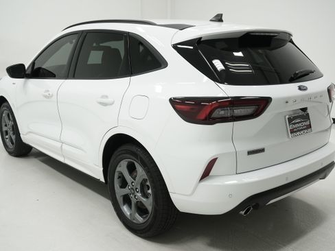 Used 2023 Ford Escape ST-Line w/ Tech Pack #1 image 6