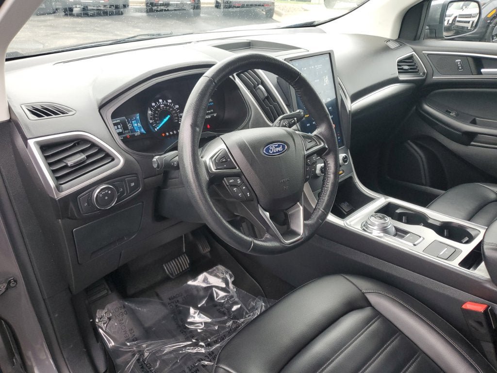 Used 2022 Ford Edge SEL AWD/4WD image 15