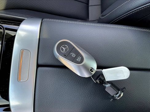 Certified 2024 Mercedes-Benz CLE 300 4MATIC Coupe image 36