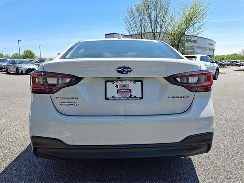 Used 2025 Subaru Legacy Premium image 6