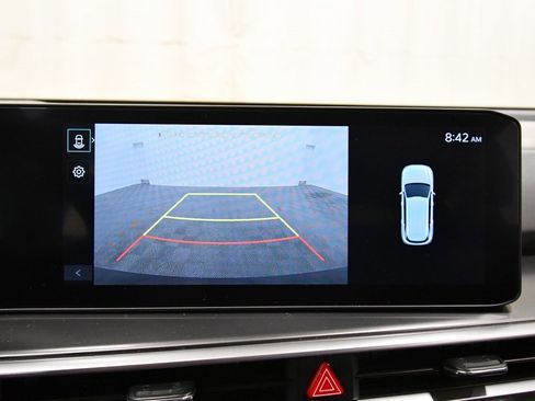 Certified 2025 Kia Sorento S image 24