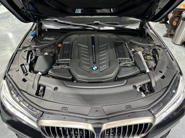 Used 2019 BMW M760i xDrive w/ Luxury Rear Seating Package AWD/4WD image 26