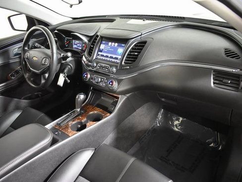 Used 2014 Chevrolet Impala LT image 28