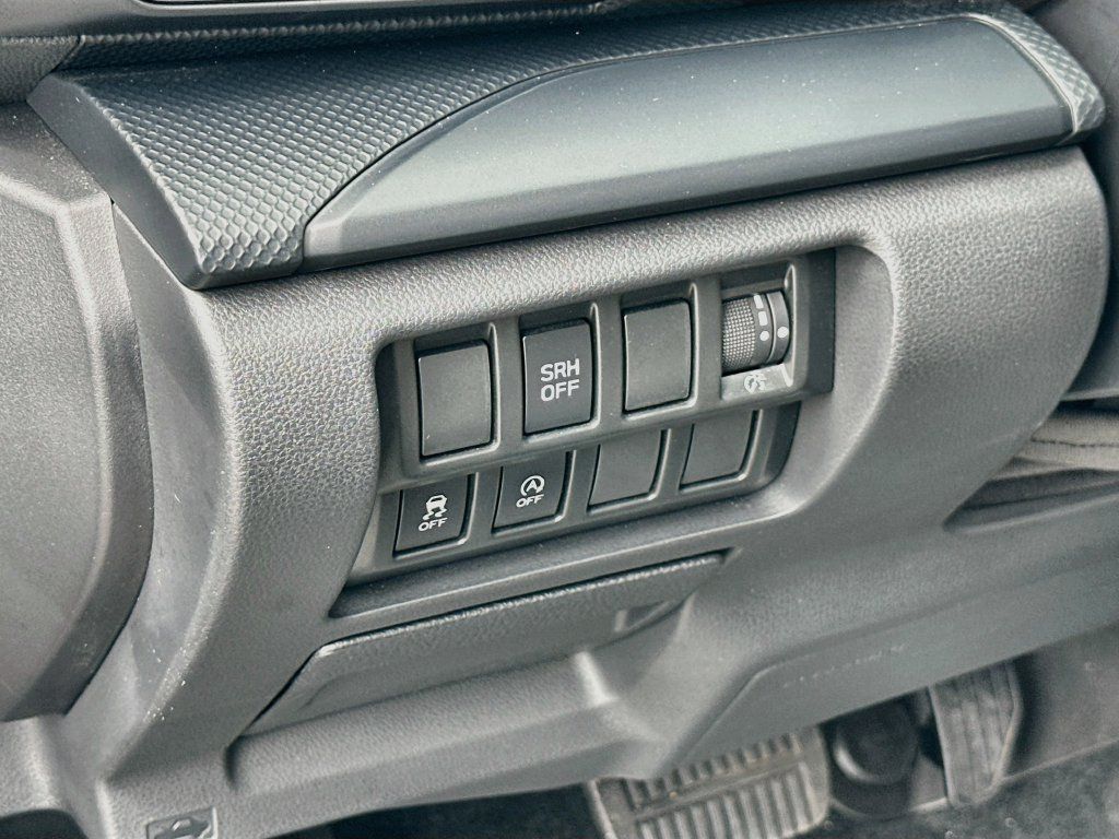 Used 2024 Subaru Forester AWD/4WD image 10