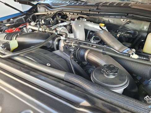 Used 2022 Ford F250 Lariat w/ Lariat Ultimate Package AWD/4WD image 35