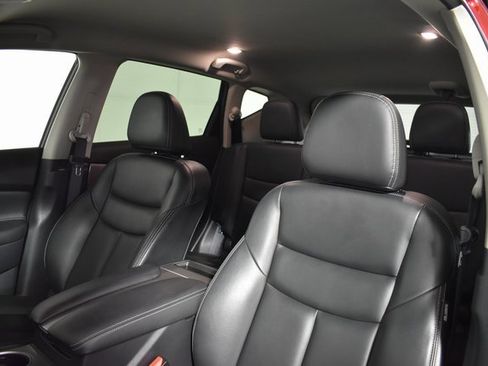 Certified 2024 Nissan Murano SV image 10