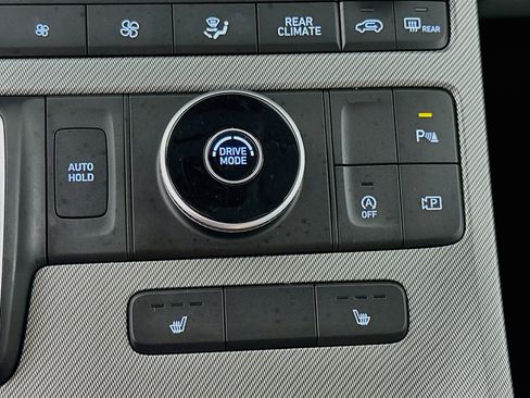 Used 2025 Hyundai Palisade SEL FWD image 26
