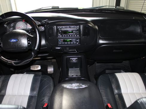 Used 2003 Ford F150 Harley-Davidson RWD image 13