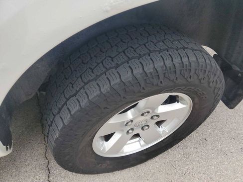 Used 2012 RAM 1500 Classic SLT AWD/4WD image 16