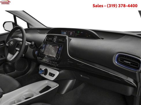 Certified 2018 Toyota Prius Four Touring image 19