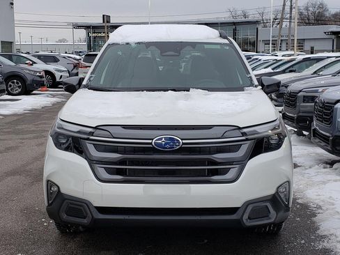 New 2025 Subaru Forester Limited image 5