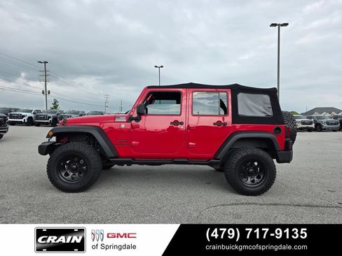 Used 2014 Jeep Wrangler Unlimited Sport w/ Quick Order Package 24S AWD/4WD image 4