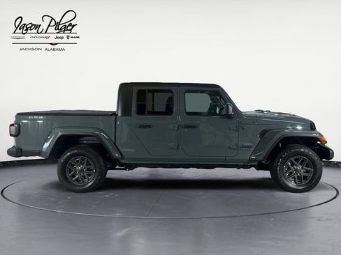 New 2026 Jeep Gladiator Sport w/ Dual Top Group image 2