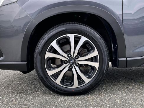 Used 2023 Subaru Forester Limited AWD/4WD image 7