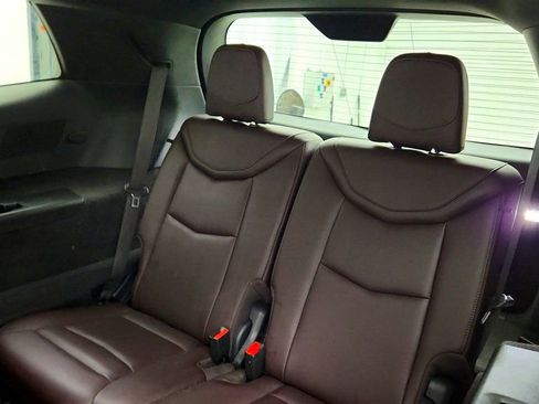 Used 2021 Cadillac XT6 Premium Luxury FWD image 21