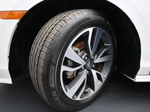 Certified 2024 Honda Odyssey Touring image 16