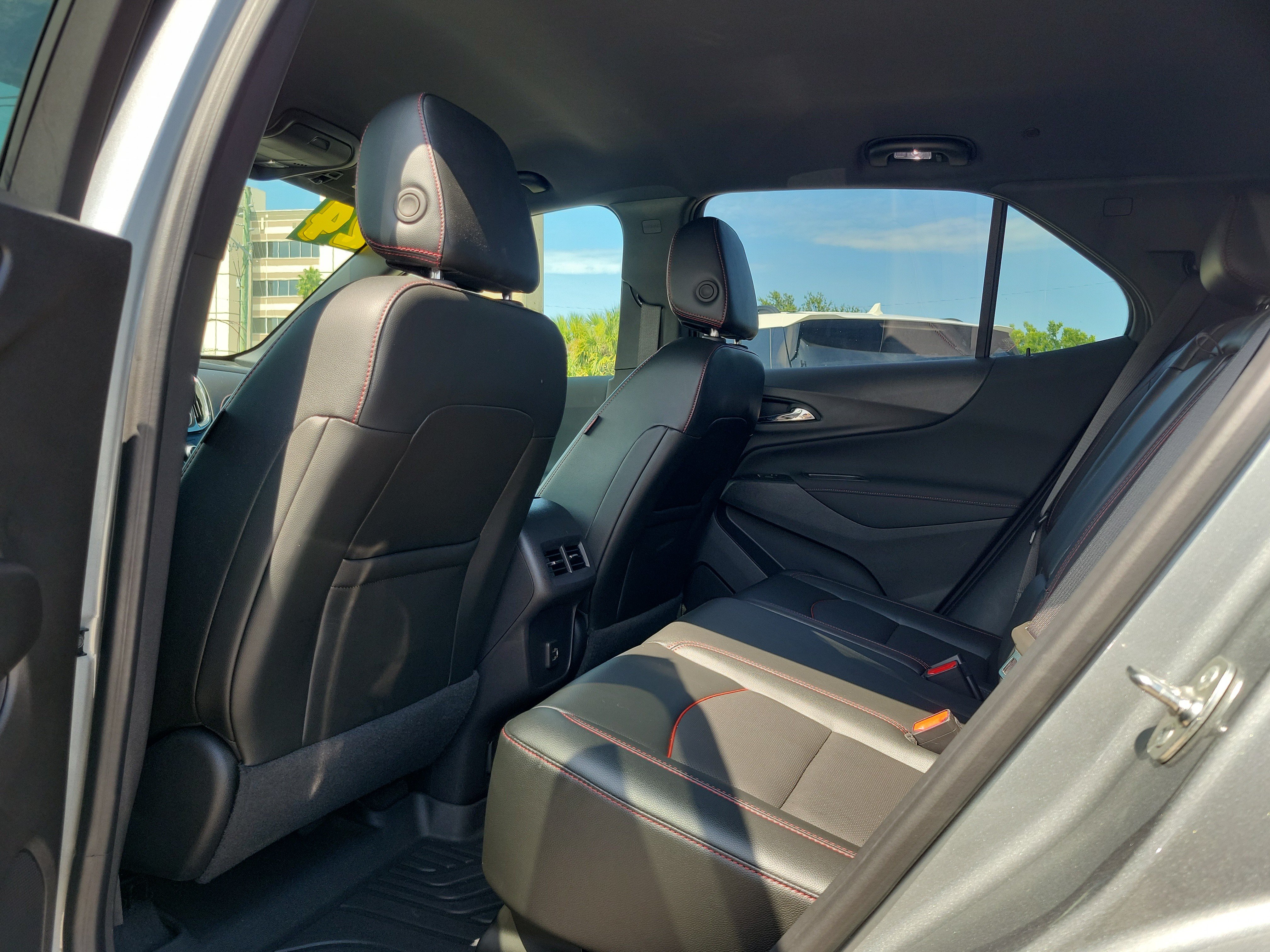 Used 2024 Chevrolet Equinox RS w/ RS Leather Package FWD image 10