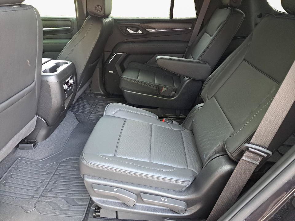 Used 2024 GMC Yukon Denali w/ Max Trailering Package AWD/4WD image 12
