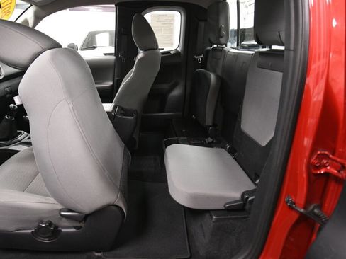Used 2017 Toyota Tacoma SR w/ SR Convenience Package AWD/4WD image 19