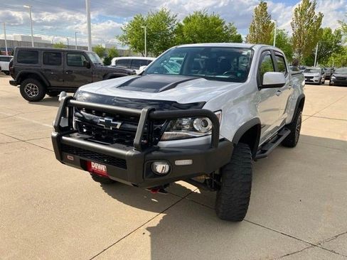 Used 2019 Chevrolet Colorado ZR2 AWD/4WD image 3
