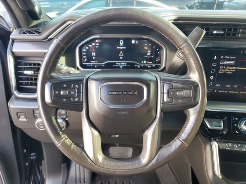 Used 2024 GMC Sierra 3500 Denali Ultimate AWD/4WD image 21
