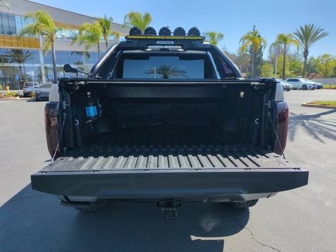 Used 2023 Toyota Tundra Platinum AWD/4WD image 26