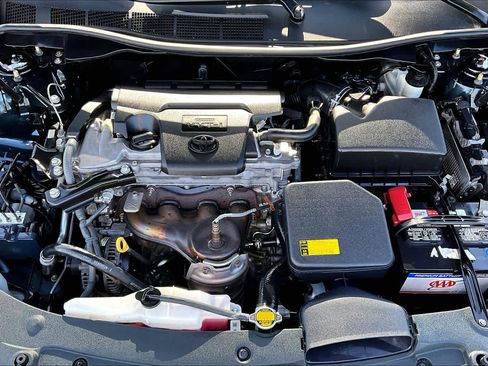 Used 2013 Toyota Camry SE FWD image 31