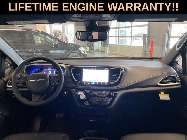 New 2026 Chrysler Pacifica Select w/ S Appearance Package AWD/4WD image 25