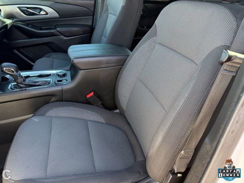 Certified 2023 Chevrolet Traverse LT FWD image 22