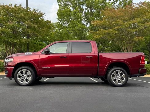 Used 2025 RAM 1500 Big Horn AWD/4WD image 3