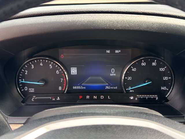 Used 2022 Ford Explorer Limited w/ Equipment Group 301A AWD/4WD image 15