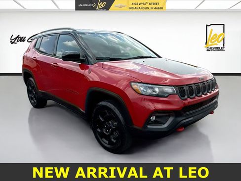 Used 2023 Jeep Compass Trailhawk w/ Trailhawk Convenience Group image 1